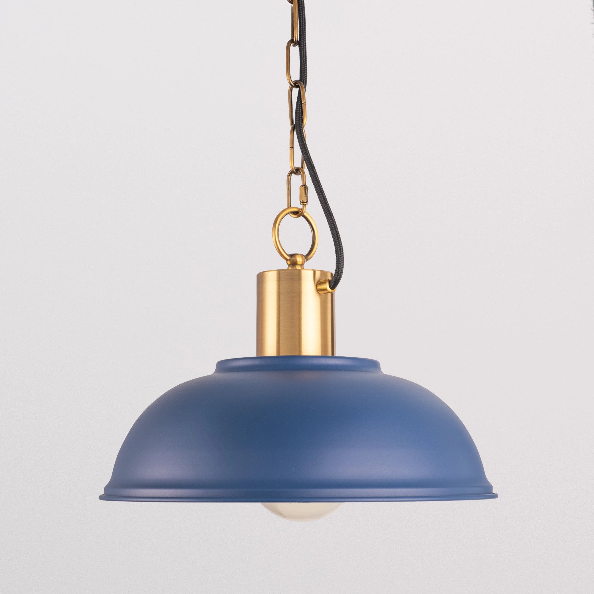 Pendant lamp on a chain "Dome"