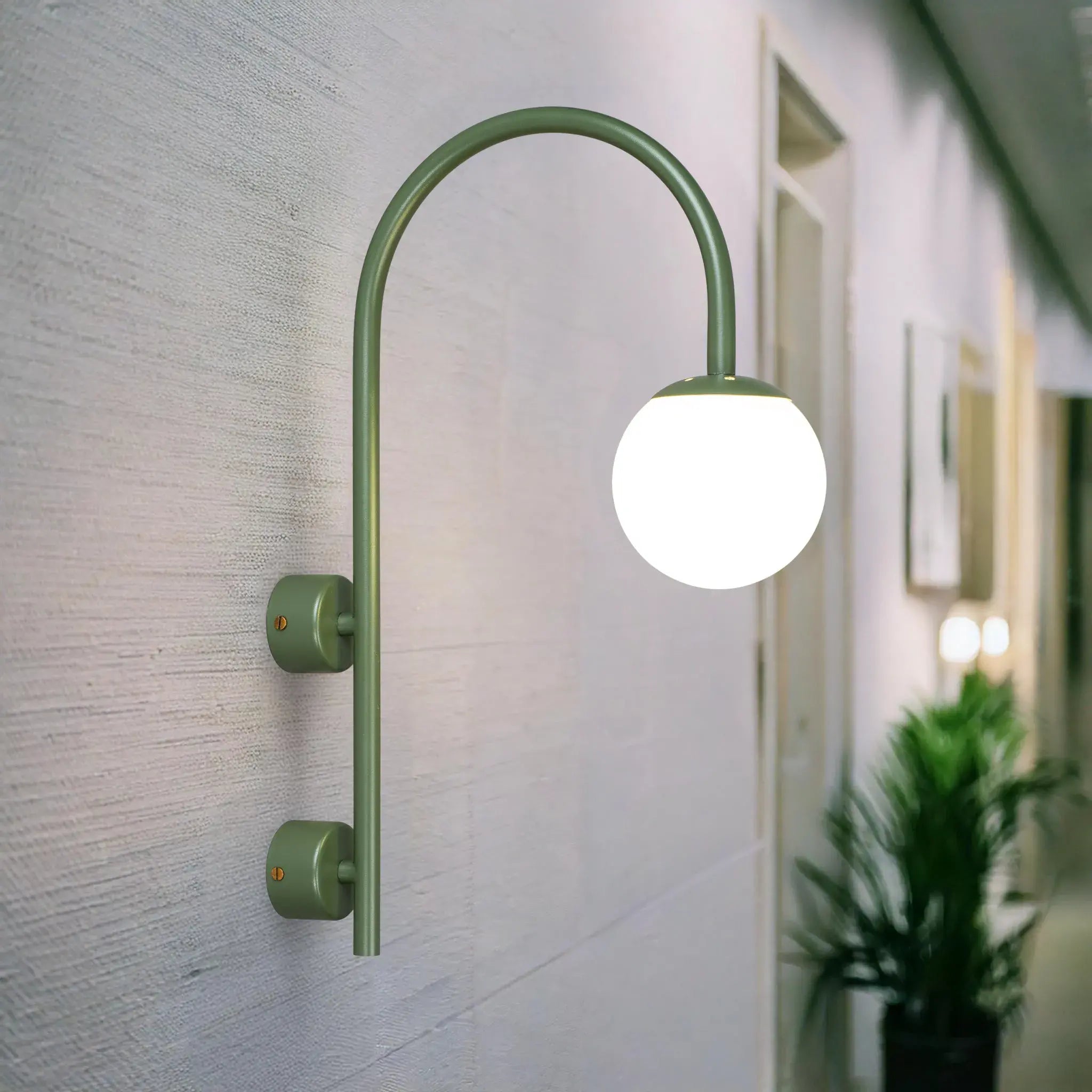 Wall lamp "Taco Hook Olive"