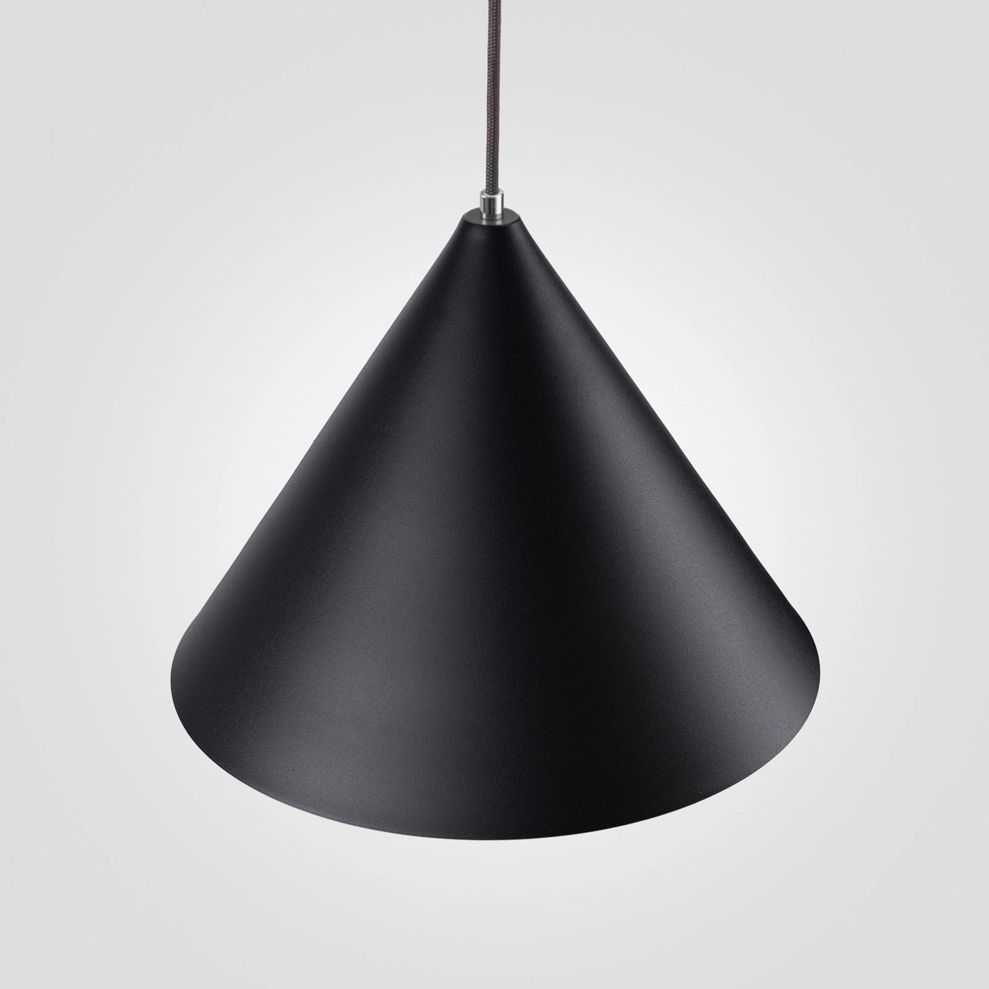 White Metal Pendant Lamp "Conus Marsala"