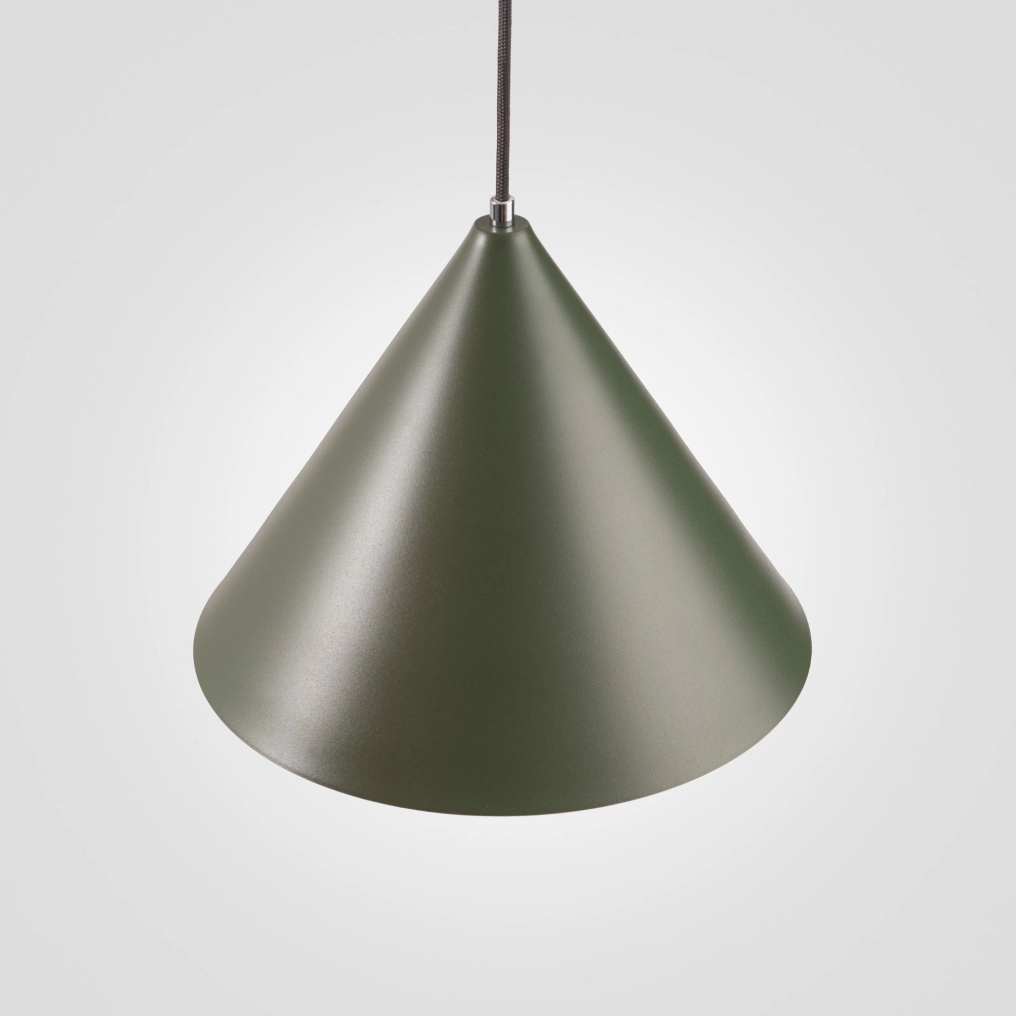 White Metal Pendant Lamp "Conus Marsala"