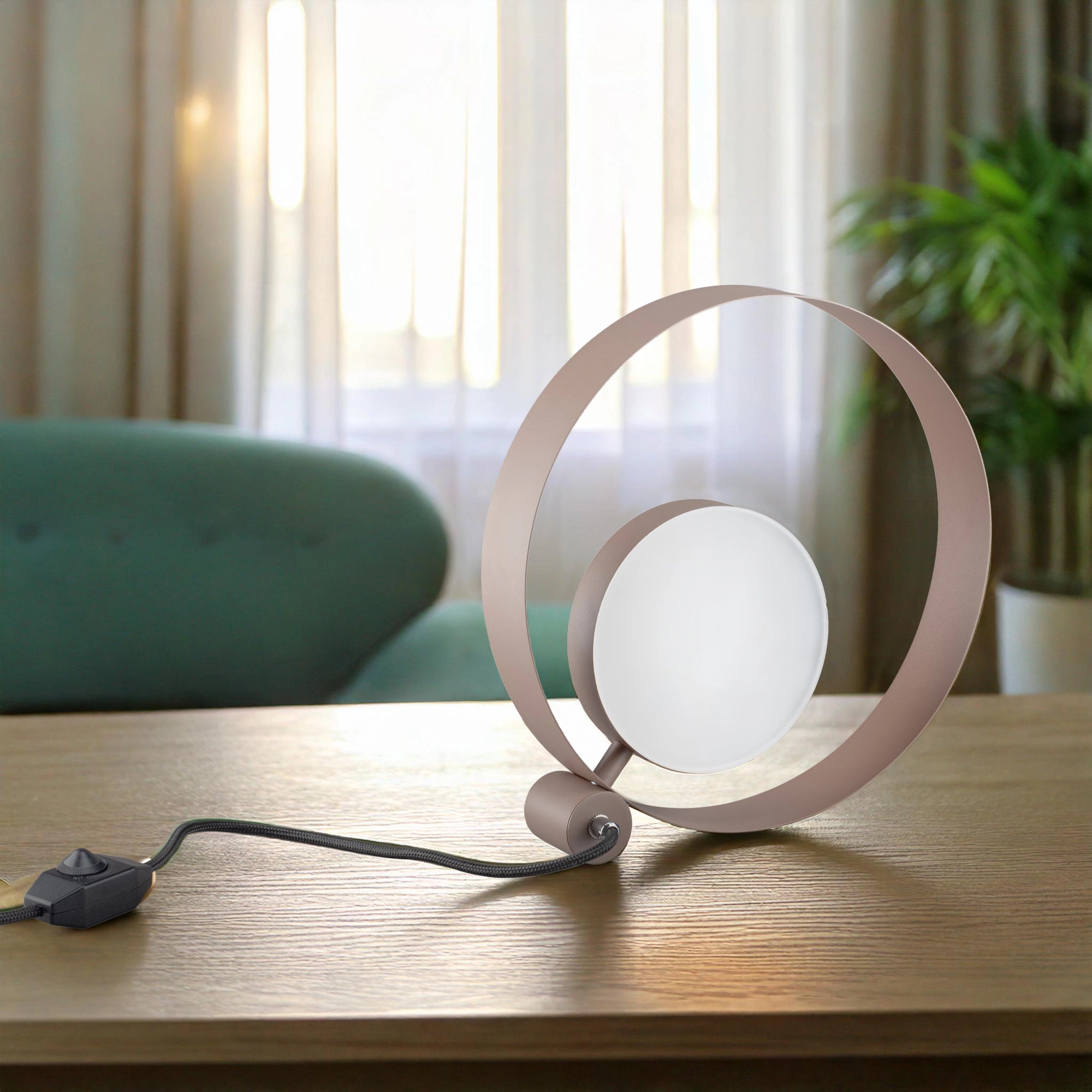 Table lamp with a dimmer switch